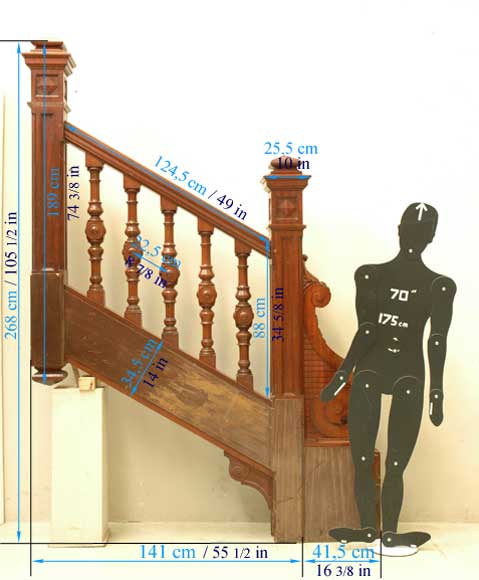 Escalier en acajou fin XIXe siècle.-17