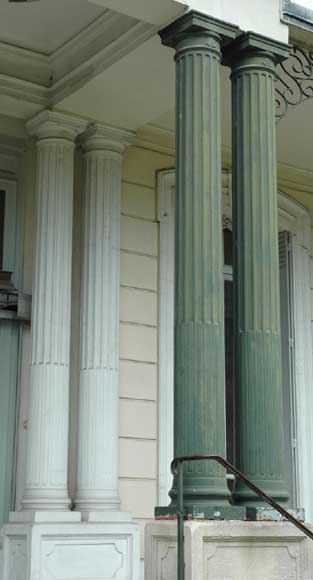 Cast iron columns. 10 columns_fr