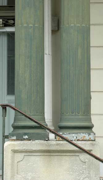 Cast iron columns. 10 columns_fr