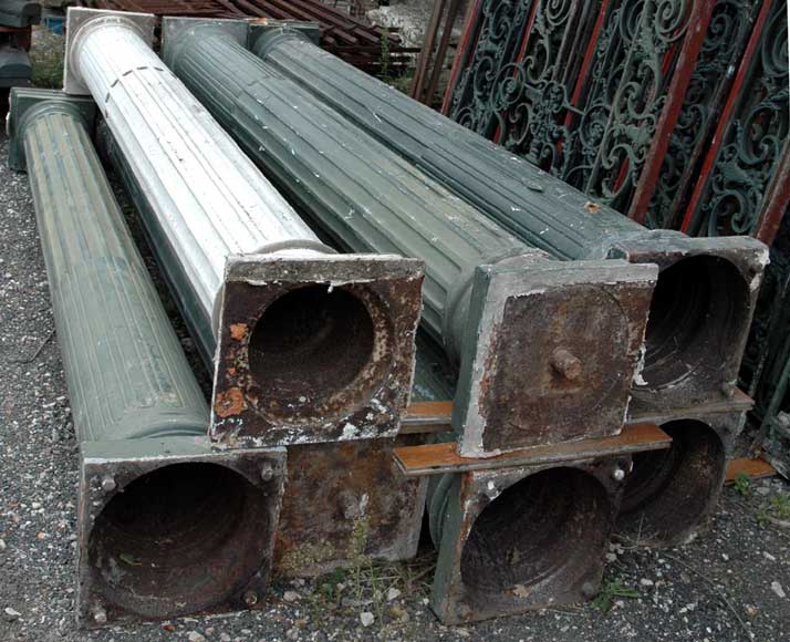 Cast iron columns. 10 columns_fr