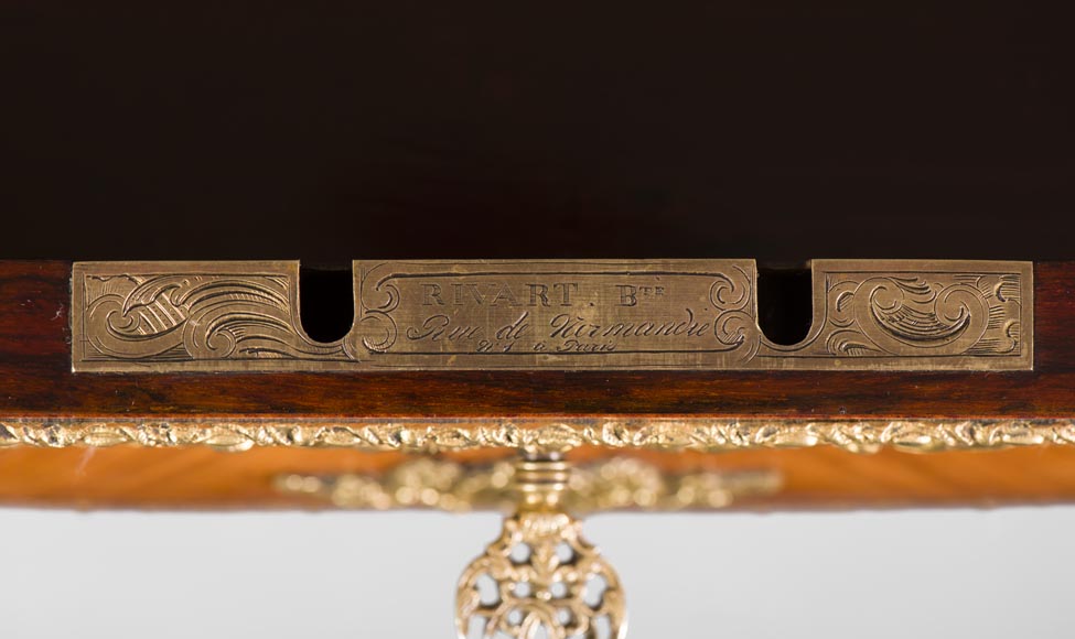Julien-Nicolas RIVART (1802-1867) - Élégante table à ouvrage armoriée à décoration de marqueterie de porcelaine-5