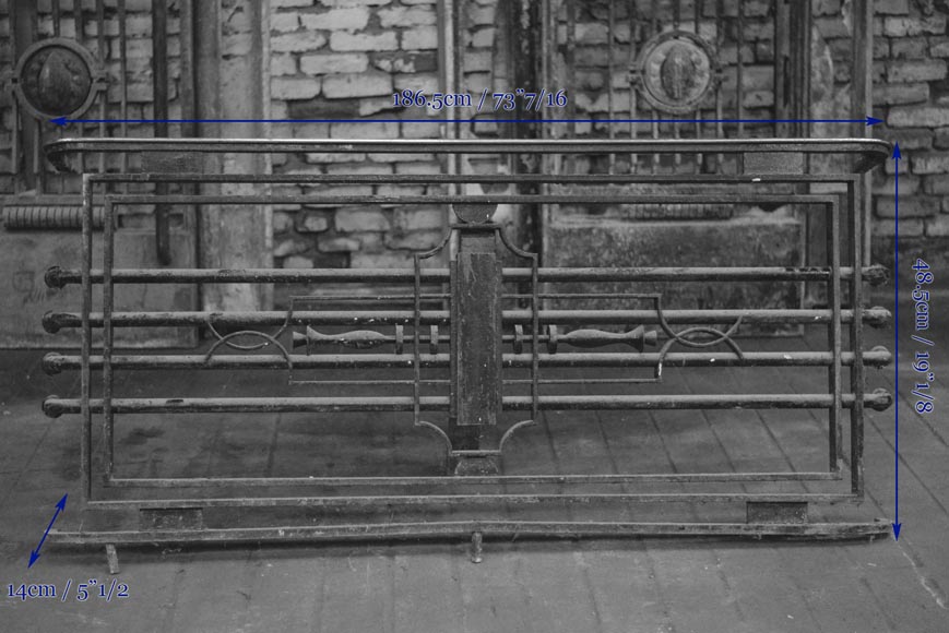 POILLERAT Gilbert - Paire de portes et garde-corps Art Déco en fer forgé et bronze, 1936-18