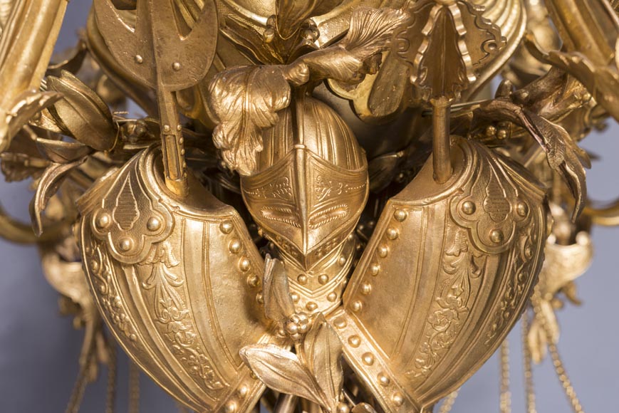 Jean-François-Théodore GECHTER (1795–1844 ) & Nicolas-Germain CHARPENTIER (1807–1864), Ensemble comprenant un lustre et une paire d’appliques aux porte-étendards et trophées-17