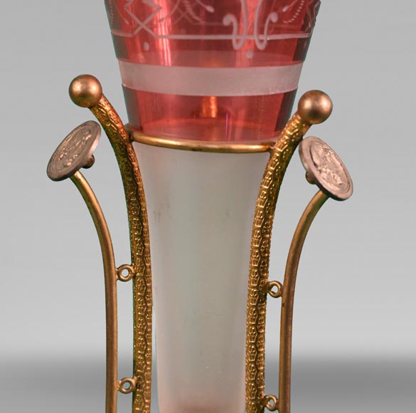 BACCARAT, Paire de vases montés, vers 1878-4