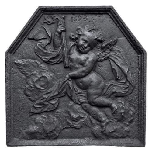 Plaque de cheminée ancienne datée 1693 au putto ailé tenant une torche