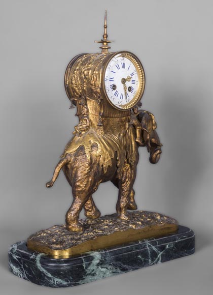 Christophe FRATIN (1801-1864) rare pendule à l'éléphant d'Asie, en bronze doré et patiné-2