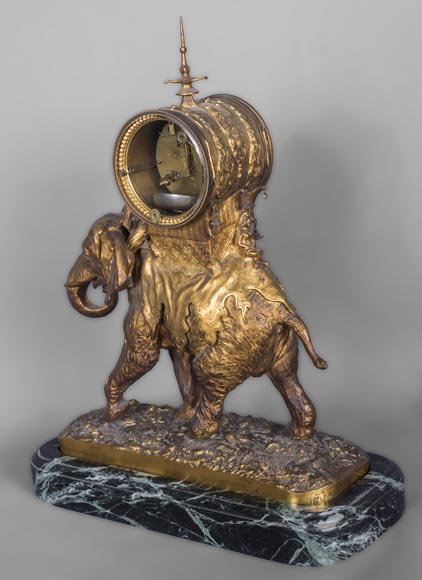 Christophe FRATIN (1801-1864) rare pendule à l'éléphant d'Asie, en bronze doré et patiné-4