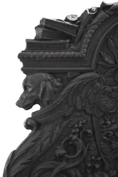 Extraordinaire plaque de cheminée aux armes de Jean-Baptiste Colbert, marquis de Seignelay-7