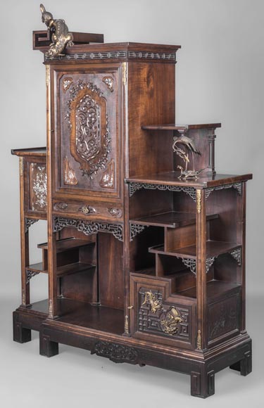 Gabriel VIARDOT (1830-1906) - Cabinet à étagères au chien de Fô à décor de nacre-1