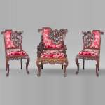 Cyrille RUFFIER DES AIMES (1844-1916) - Ensemble de deux chaises et un fauteuil d'inspiration extrême-orientale
