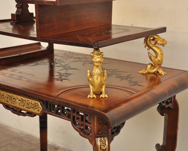 Gabriel Viardot (attribué à) - Table japonisante à ornements de bronzes dorés-2