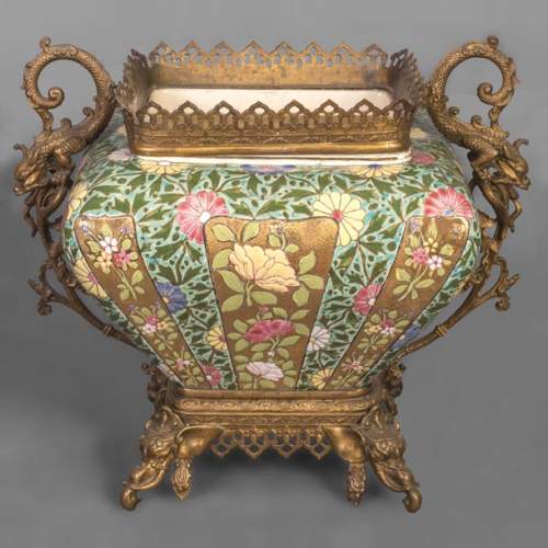 Ignac FISCHER - Jardinière sinisante, en faïence et bronze doré