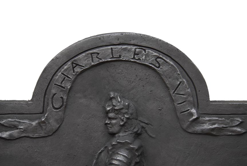 Plaque de cheminée du XXe siècle, à l'effigie du Roi Charles VII-2