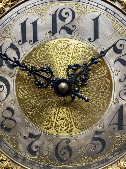 JULIUS GROSCHKUS (actif dans la seconde moitié du XIXe siècle), Horloge de parquet en acajou à décor exotique-2