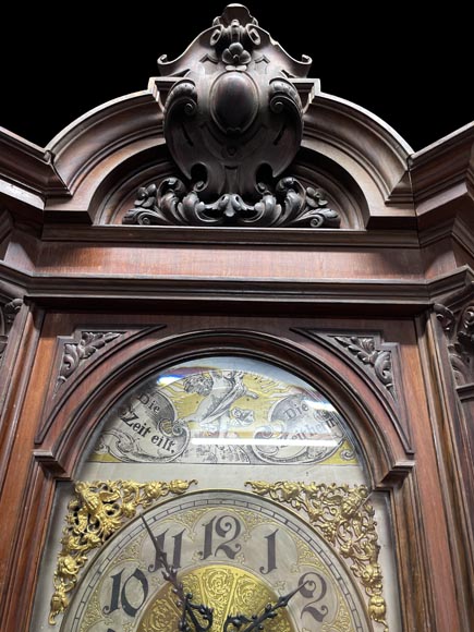 JULIUS GROSCHKUS (actif dans la seconde moitié du XIXe siècle), Horloge de parquet en acajou à décor exotique-6