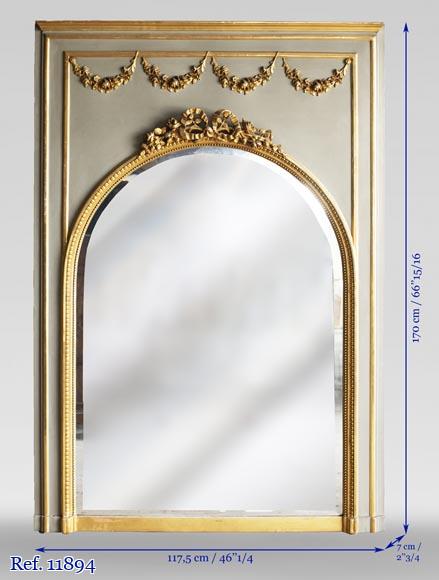 Trumeau ancien doré de style Louis XVI, animé de guirlandes de fleurs-5