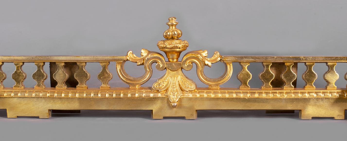 Barre de chenets ancienne de style Napoléon III aux griffons-4