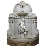 Monumentale Fontaine de jardin en marbre de Carrare et marbre Statuaire attribuée à Rudolf Weyr, Vienne, fin du XIXè siècle
