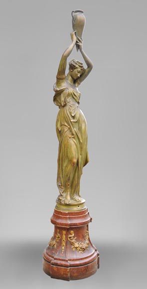Femme à l'amphore, statue en fonte de fer à patine bronze par la fonderie Durenne, XIXè siècle-3