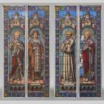 Paire de double vitraux religieux représentant des saints