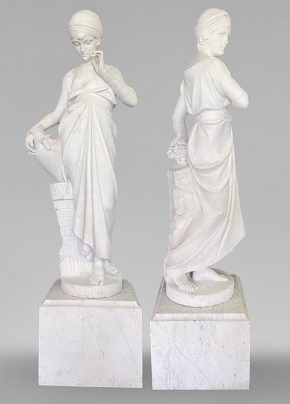 Deux statues en marbre blanc représentant « Rebecca » et « Ruth »-0
