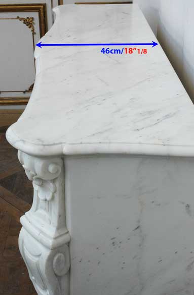 Cheminée Louis XV en marbre blanc-10