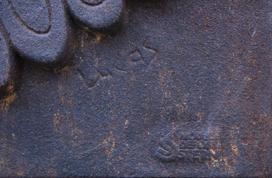 Plaque de cheminée de style Art déco signée Lucas représentant un hibou-5