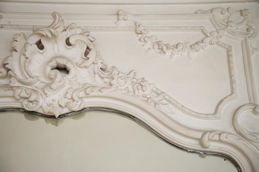 Trumeau ancien de style Louis XV sculpté d'une belle coquille feuillagée-5
