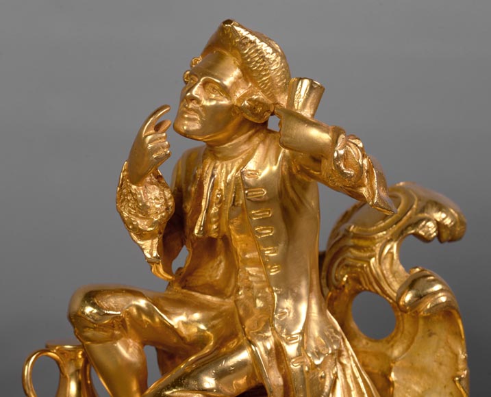 Paire de chenets anciens en bronze doré de style Louis XV en bronze doré avec personnages en costume-6
