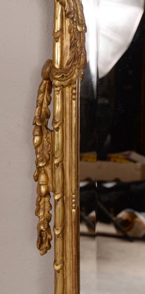 Trumeau ancien de style Napoléon III en bois doré sculpté à décor d'un profil en médaillon-5