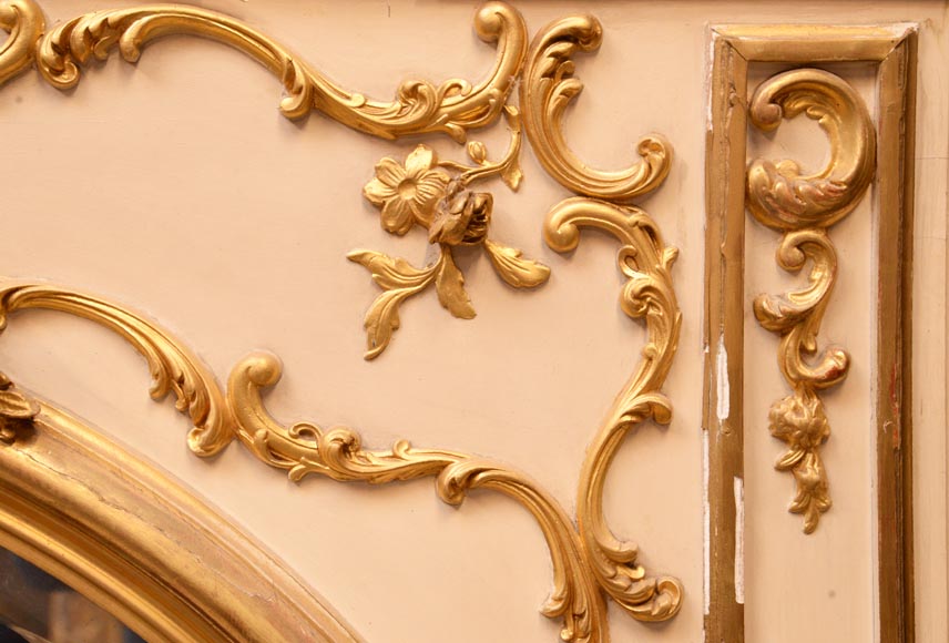 Trumeau de style Louis XV décor rocaille doré-3