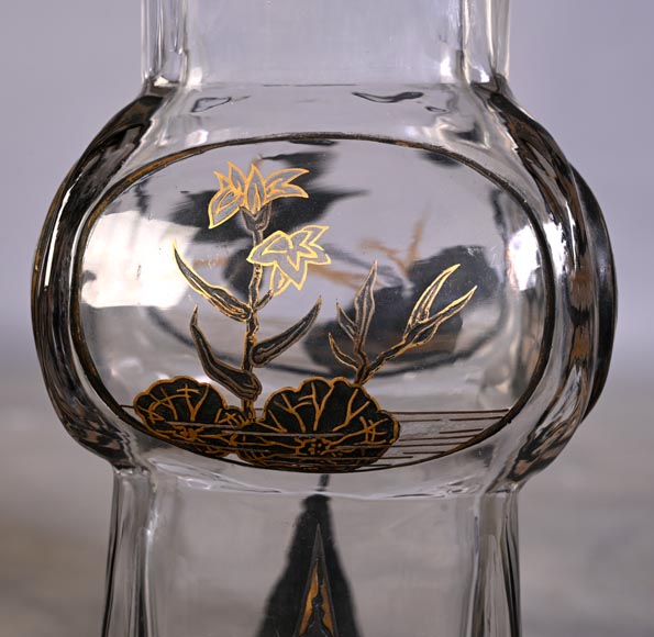Escalier de CRISTAL, vase balustre sur socle en bronze et paire de vases bambou en cristal-22