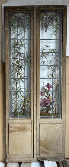 Claudius Bertrand, double porte ornée de vitraux aux décor floral, vers 1900-3
