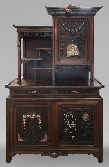 Gabriel VIARDOT, Meuble étagère à décor de dragon et marqueterie de nacre, vers 1880-1890-0
