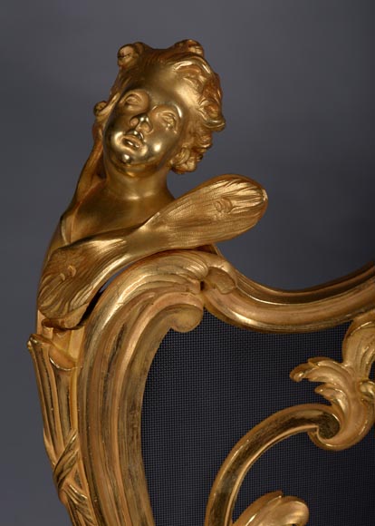 BOUHON Frères (attr. à), Pare-étincelles en bronze doré orné d’espagnolettes, fin du XIXe siècle-5