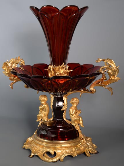 CRISTALLERIE DE CLICHY (attribuée à), Grande coupe en cristal rubis montée en bronze doré, vers 1878-4