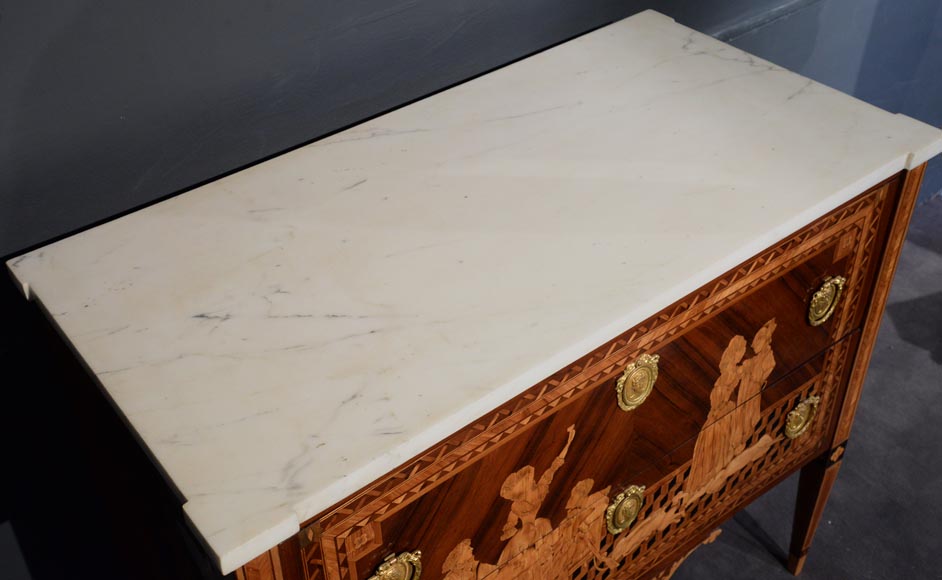 Giuseppe MAGGIOLINI (1738 – 1814)(Entourage de),Remarquable paire de commodes néoclassiques à décor de marqueterie présentant un « Départ pour la chasse » et un « Retour de la chasse », début du XIXe siècle-8