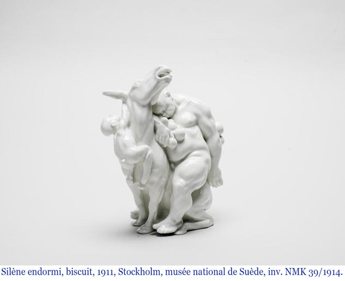 KAI NIELSEN (1882-1924) pour Bing & Grøndahl, garniture de table « Bacchanale » en grès émaillé-19