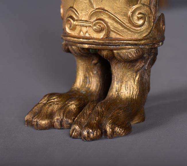 Constant SEVIN (attr. à), Très belle colonne en bronze doré à décor de mascarons et plateau en marbre vert d'Estour, deuxième moitié du XIXe siècle -12