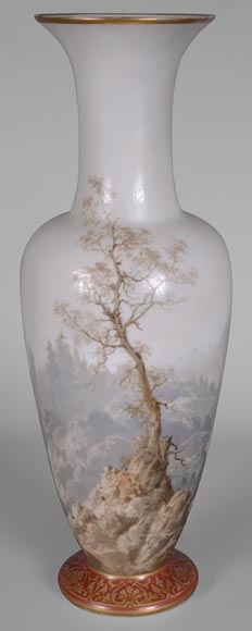 Paul LANGLOIS, Grand vase en opaline au décor de paysage montagneux, Fin du XIXe siècle-0