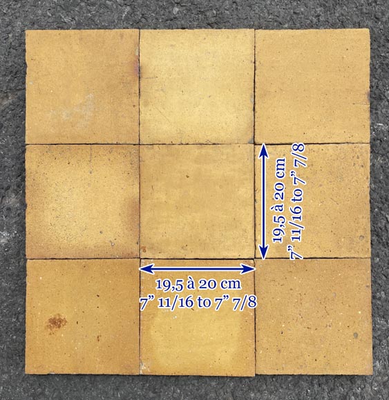 Lot d'environ 15m² de tomettes carrées en terre cuite-6