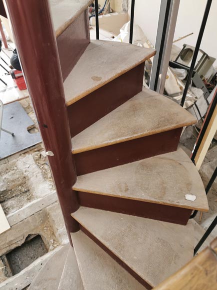 Petit escalier en colimaçon en bois -6
