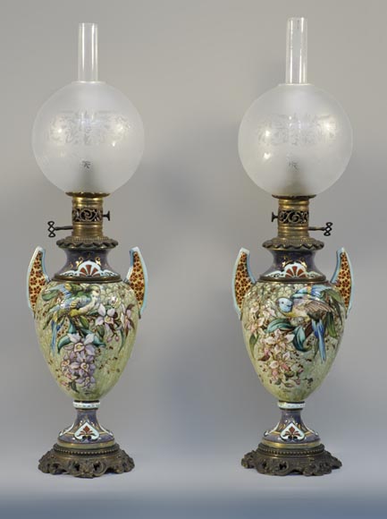 Paire de «lampes aux Perruches» signées E. BERNARD-0