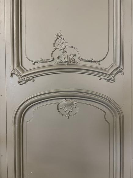 Deux double portes palières de style Louis XV -17