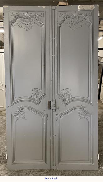 Deux double portes palières de style Louis XV -18