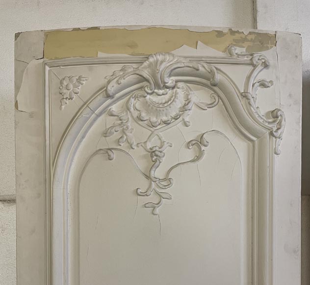 Exceptionnelle paire de double portes galbées de style Louis XV, décorées sur les deux faces-13