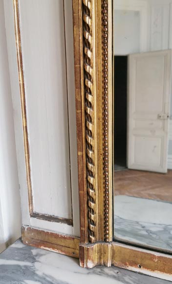 Trumeau de style Louis XVI décoré d'instruments de musique-5