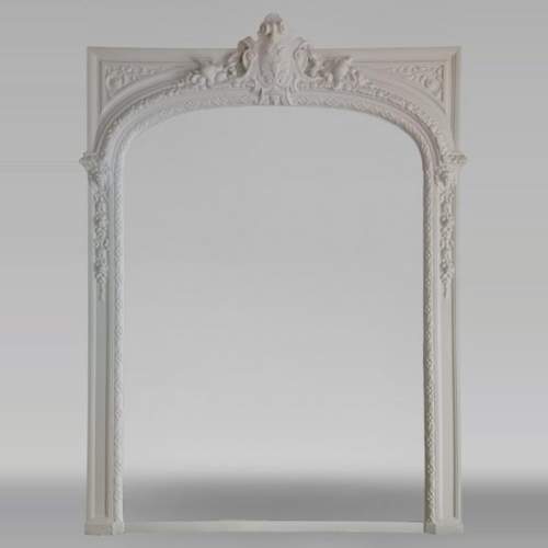 Trumeau de style Napoléon III à petites têtes de lions