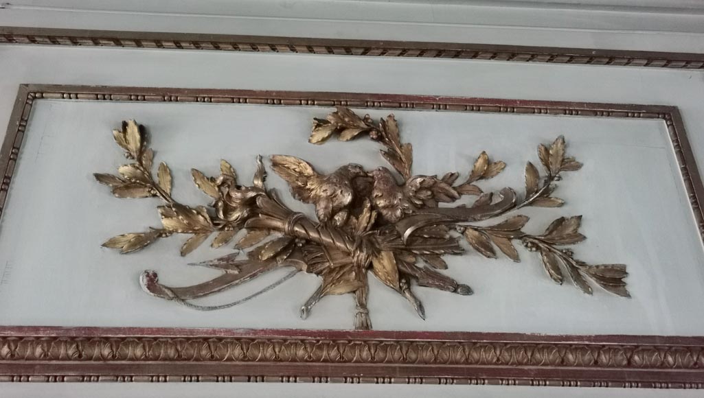 Trumeau de style Louis XVI à l'allégorie de l'Amour en bois doré et sculpté-4