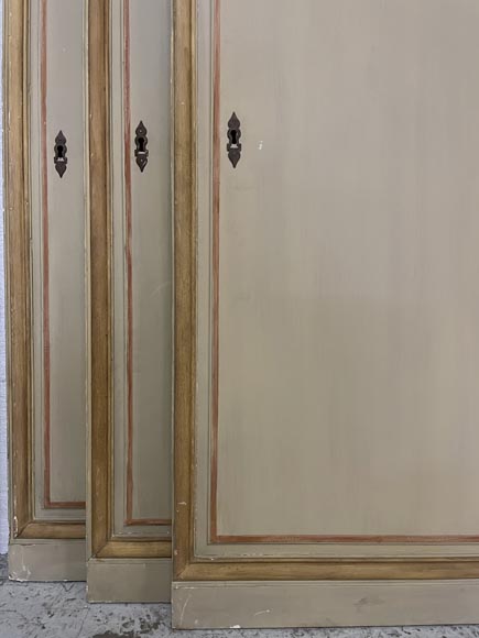 Lot de 6 portes de placard en chêne, XVIIIe siècle-3